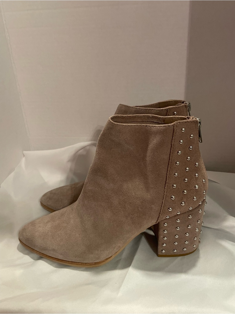 Steve Madden Jillian taupe suede ankle booties, women’s size 8.5M